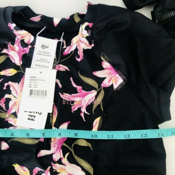 Billabong BNWT Women's Stargazer Short Sleeve Rash Shirt Rashie Black Size 8 - Picture 9 of 10